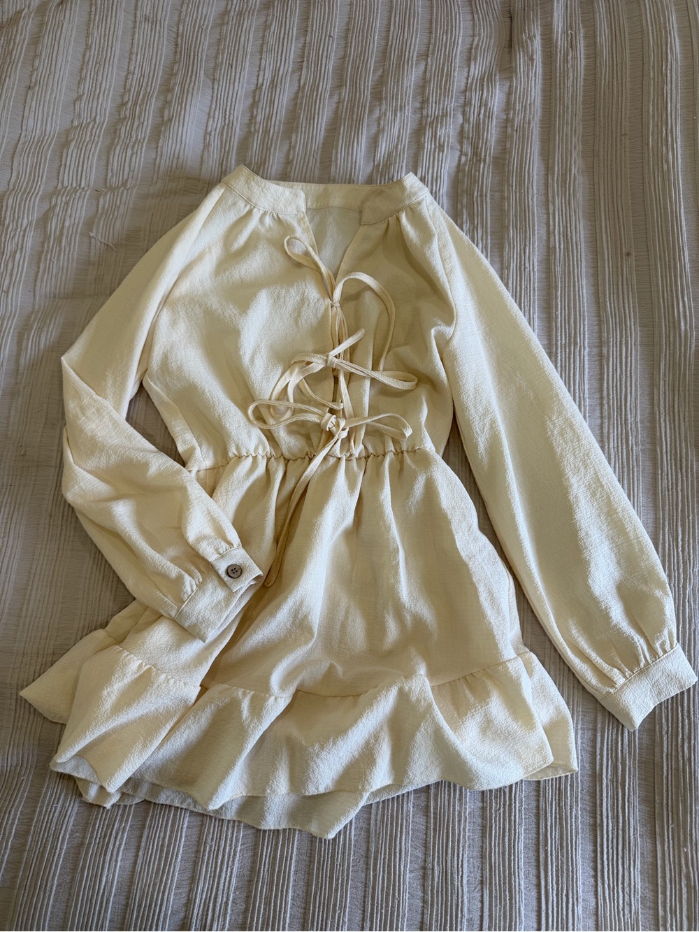 Women's Cream Lace-Up Long Sleeve Ruffle Mini Dress